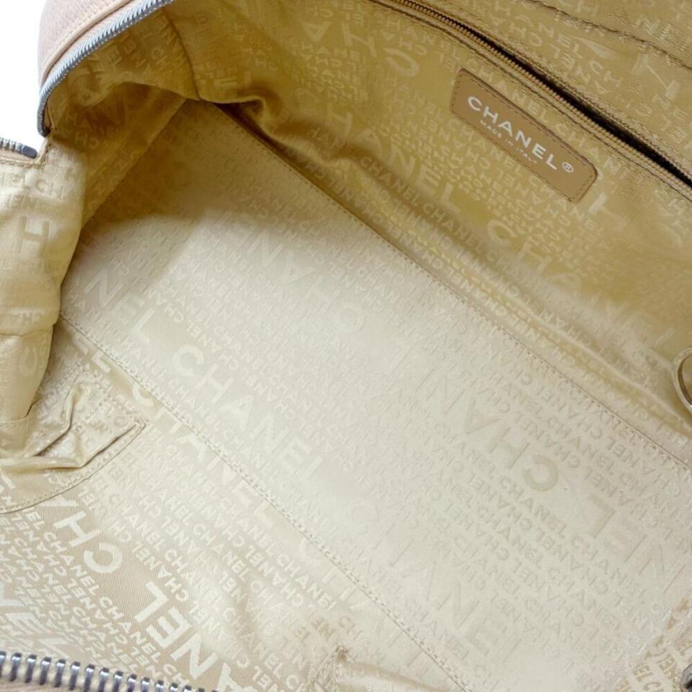 CHANEL Cream Caviar Leather Tote Bag - Picture 9 of 11